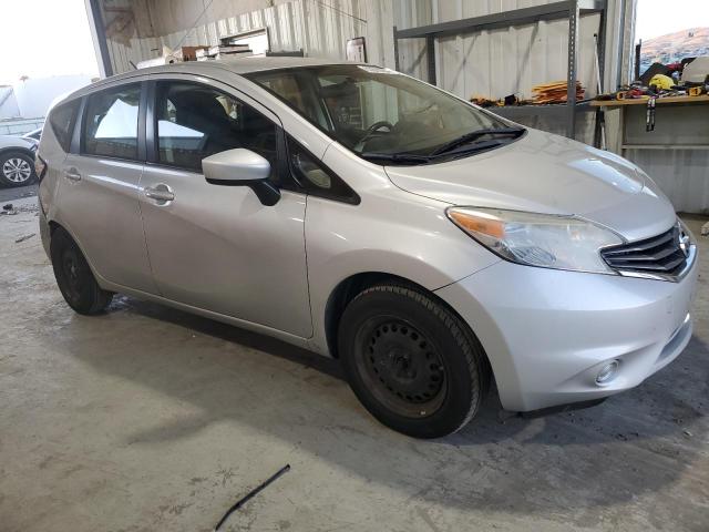  NISSAN VERSA 2015 Srebrny