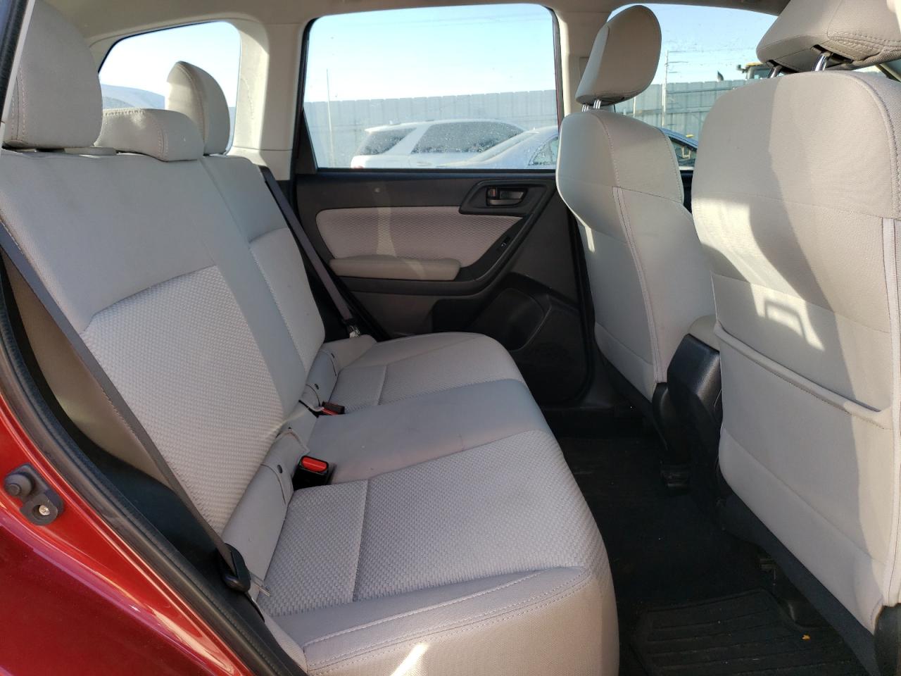 2018 Subaru Forester - Image 11