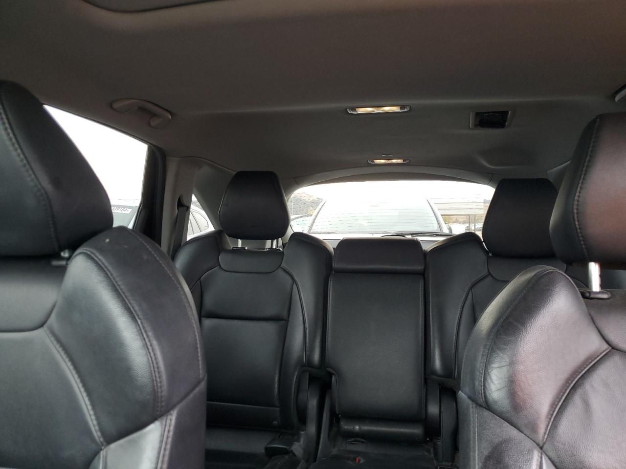 2018 Acura MDX - Image 10