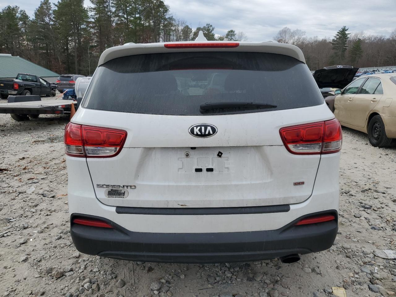 2018 Kia Sorento - Image 6