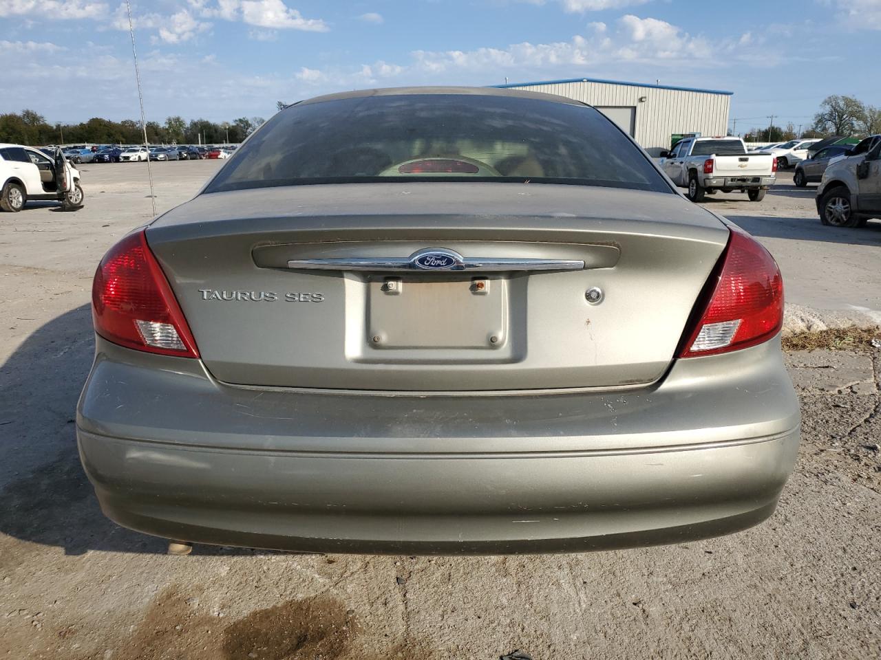 2001 Ford Taurus Ses VIN: 1FAFP55U01G188046 Lot: 81149034