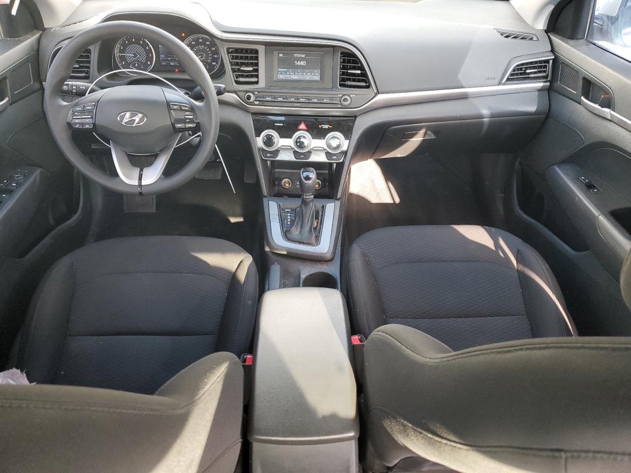 2019 Hyundai Elantra Se VIN: 5NPD74LF9KH493364 Lot: 82347664