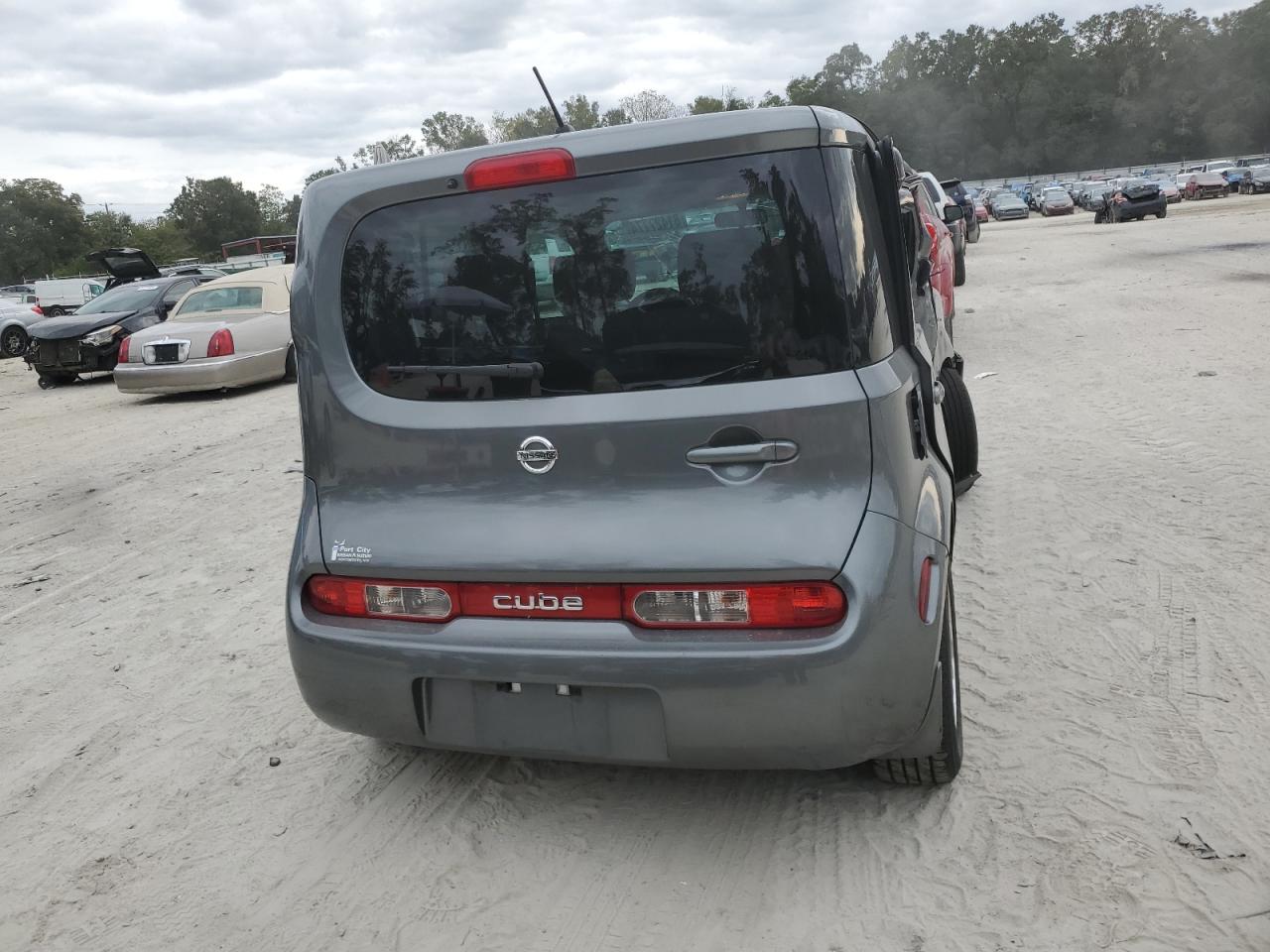 2011 Nissan Cube - Image 6