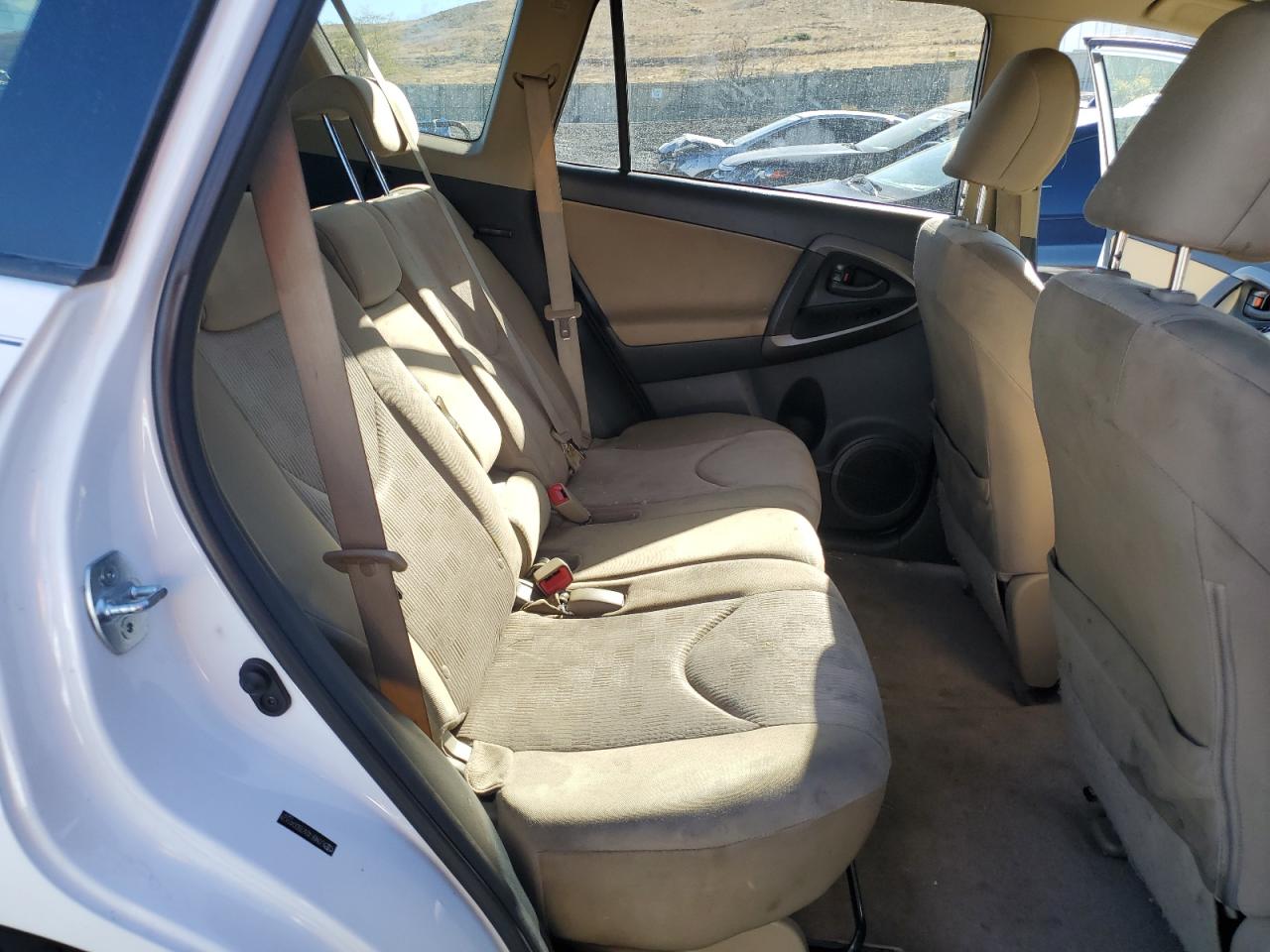 2011 Toyota RAV 4 - Image 11