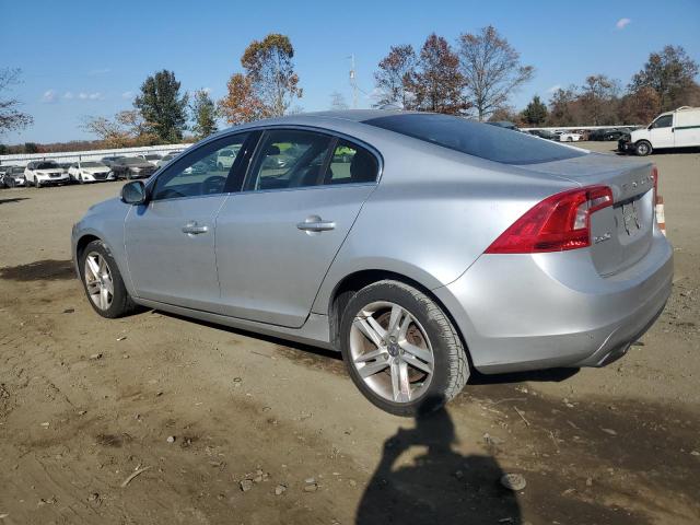  VOLVO S60 2015 Серебристый