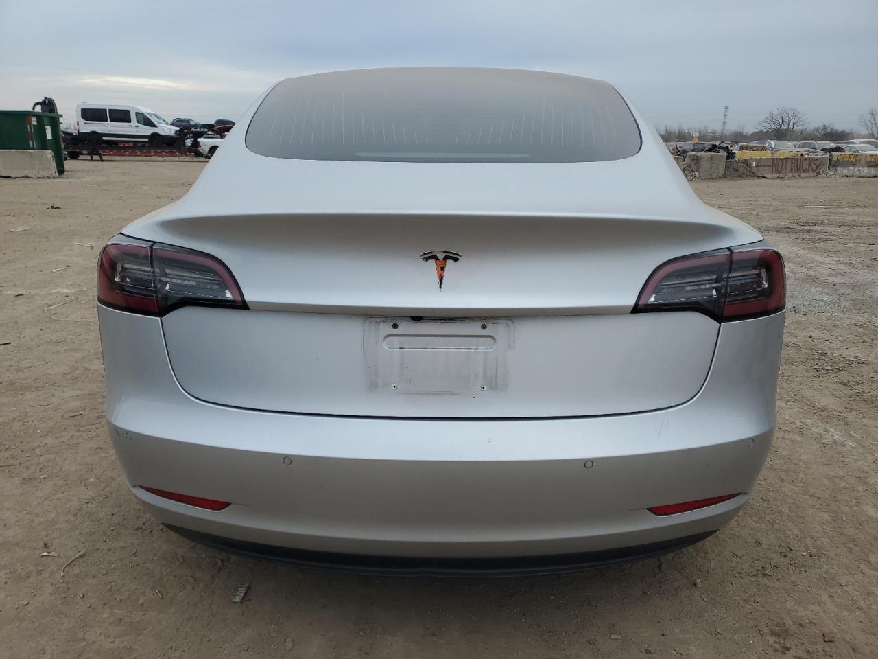 2018 Tesla Model 3 VIN: 5YJ3E1EA9JF060805 Lot: 82868714