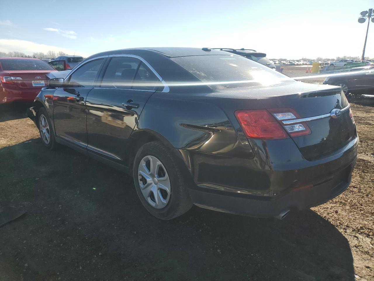 2016 Ford Taurus - Image 2
