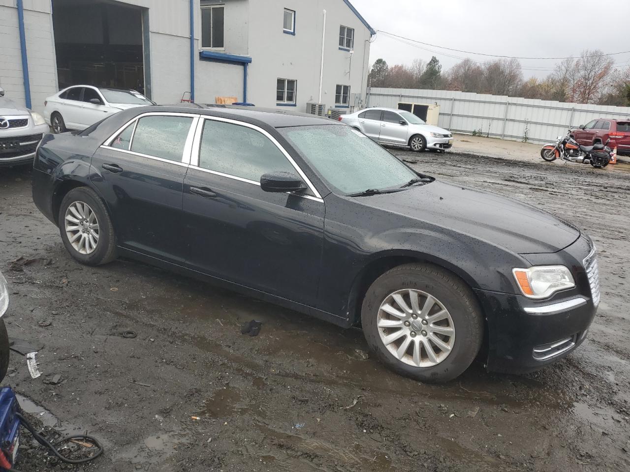 2012 Chrysler 300 - Image 4