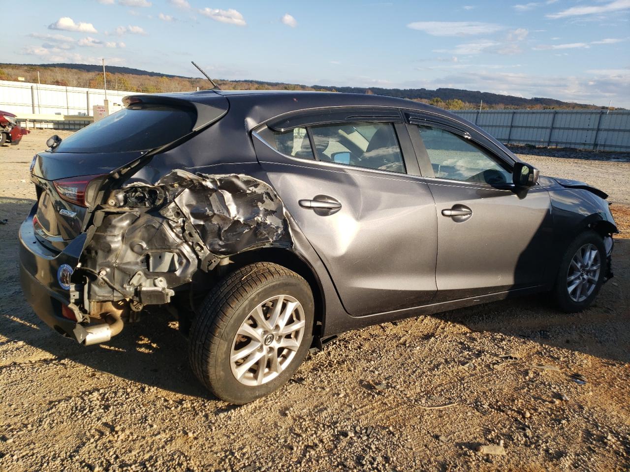 2016 Mazda 3 - Image 3
