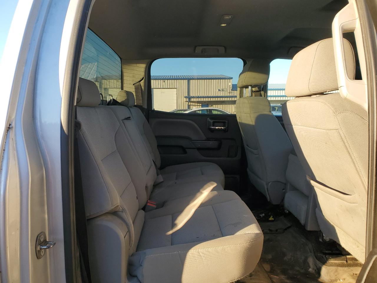 2018 Chevrolet Silverado - Image 10