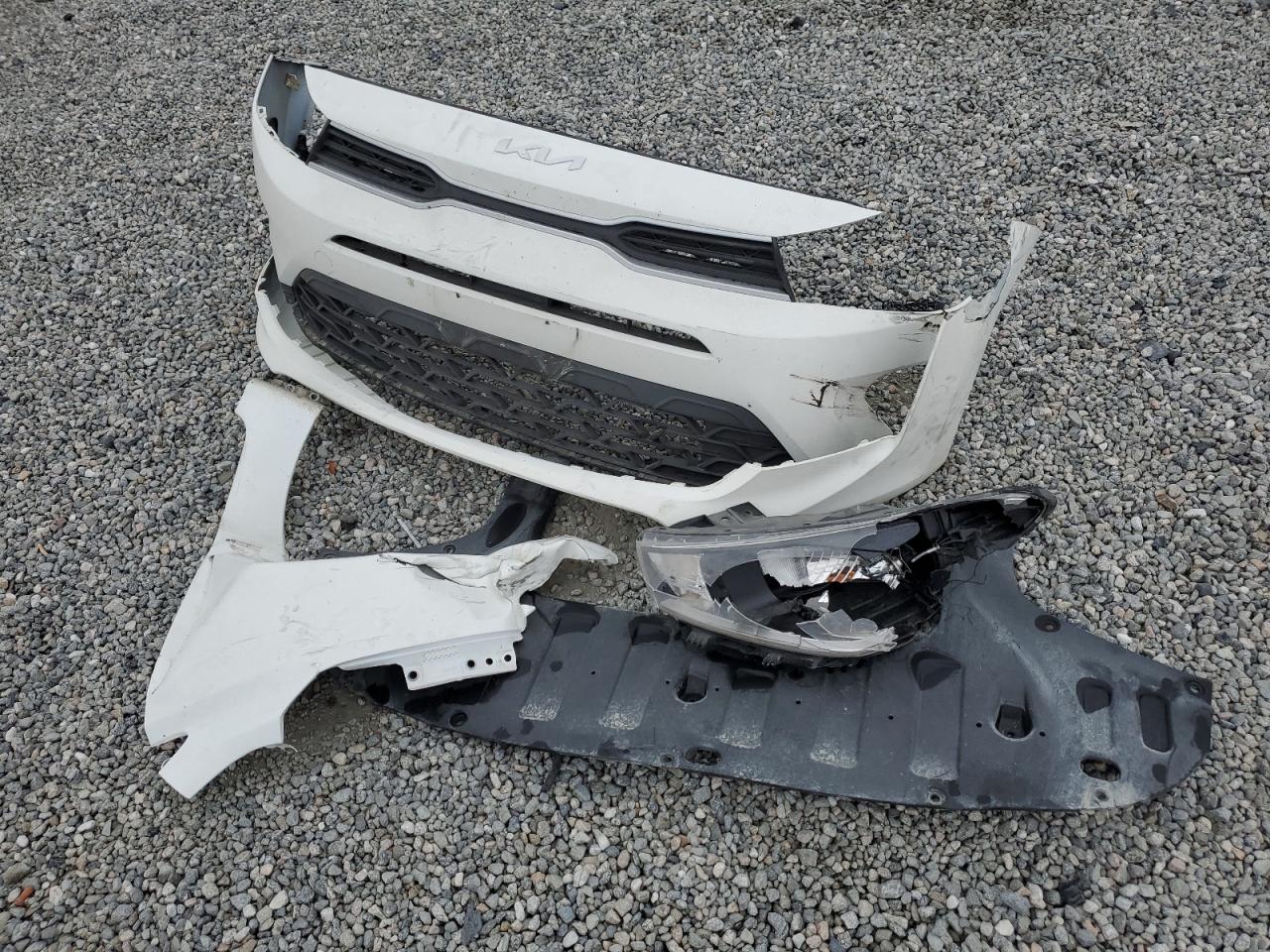 2023 Kia Rio - Image 14