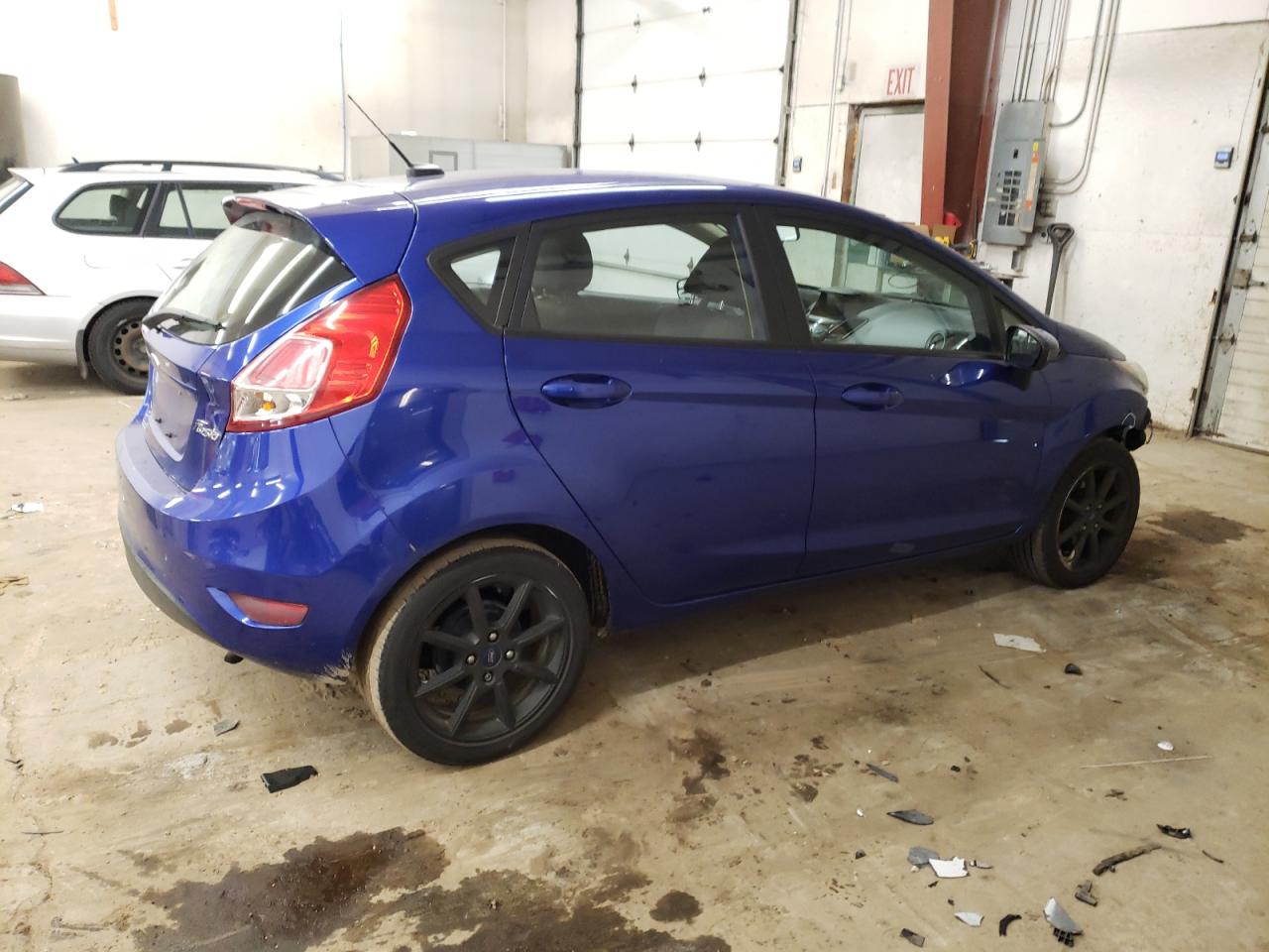 2015 Ford Fiesta - Image 3