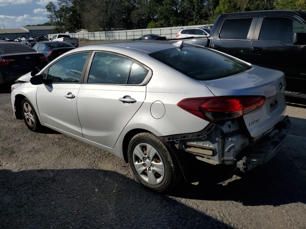 2017 Kia Forte - Image 2