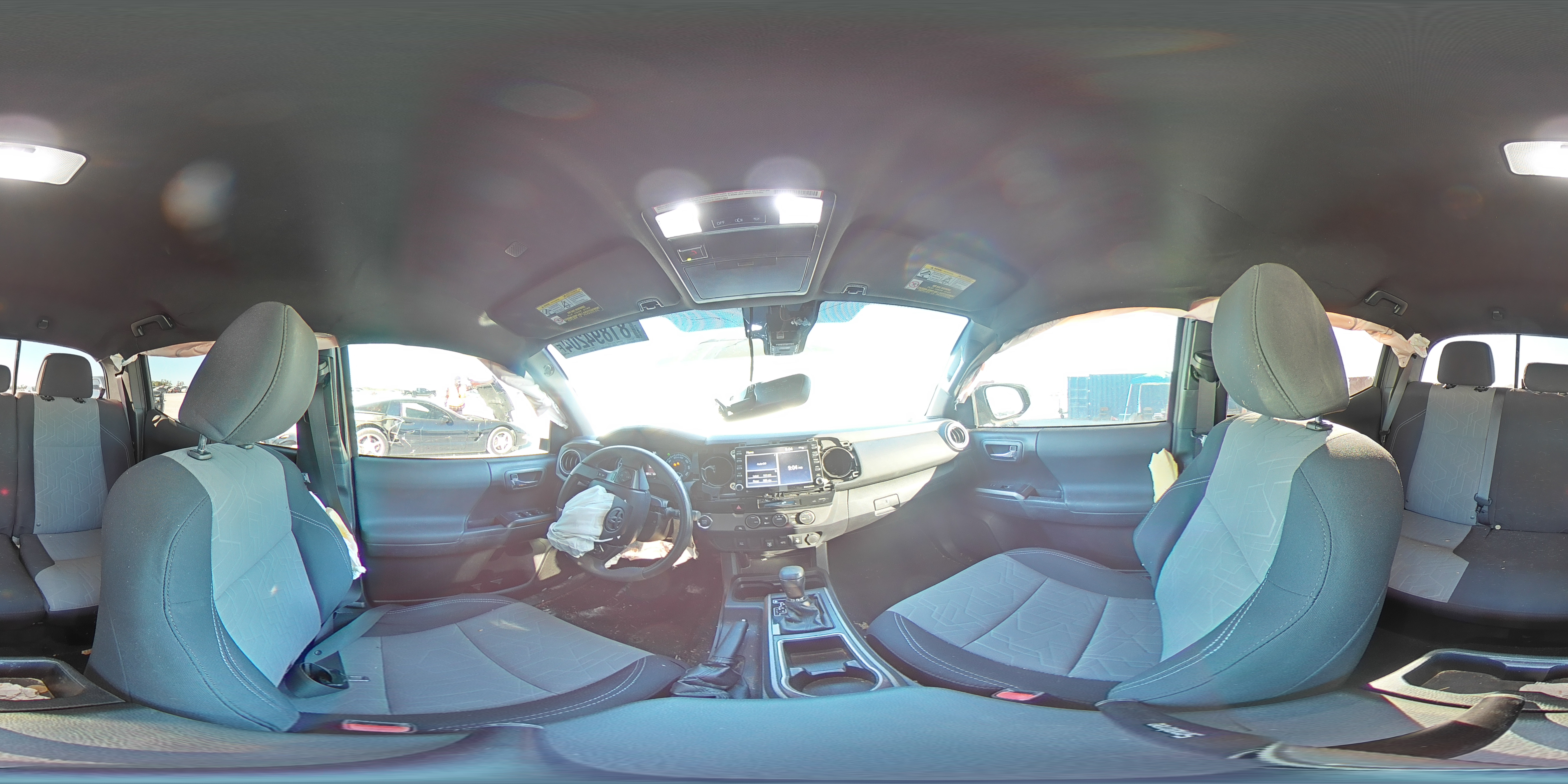 2021 Toyota Tacoma - Image 13