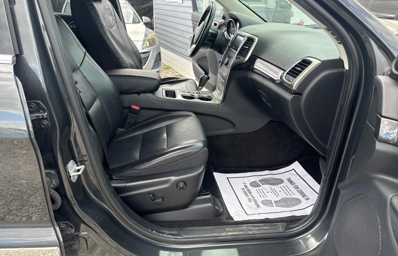 2011 Jeep Grand Cherokee - Image 5