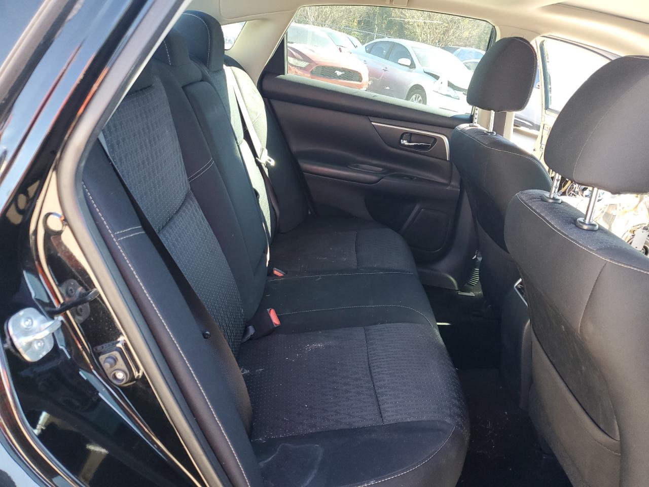 2016 Nissan Altima - Image 11