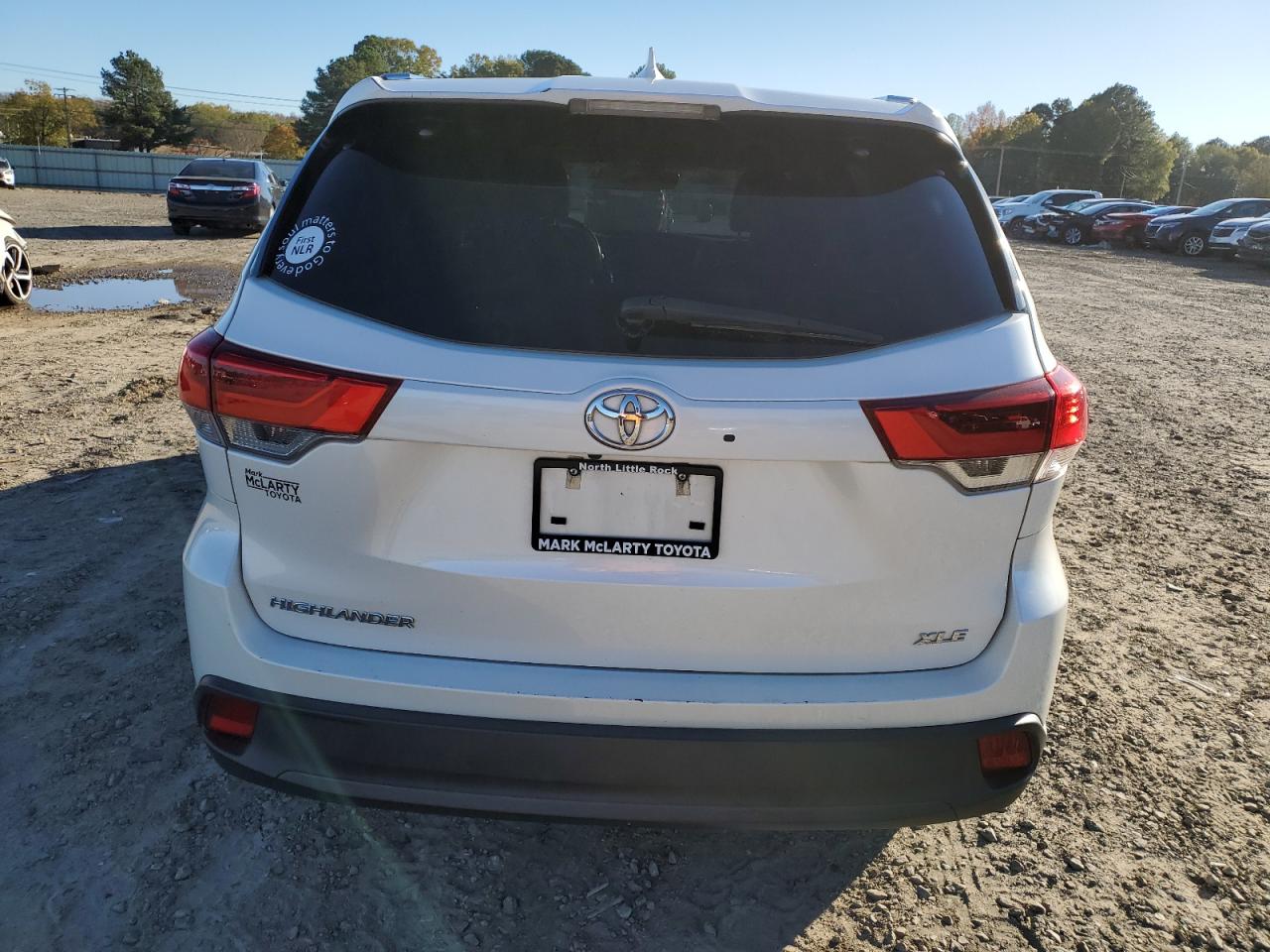 2019 Toyota Highlander - Image 6