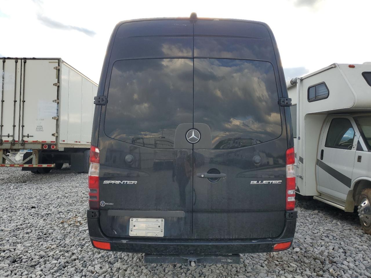 2014 Mercedes-Benz Sprinter 2500 VIN: WD3PE8CC1E5910569 Lot: 72800874