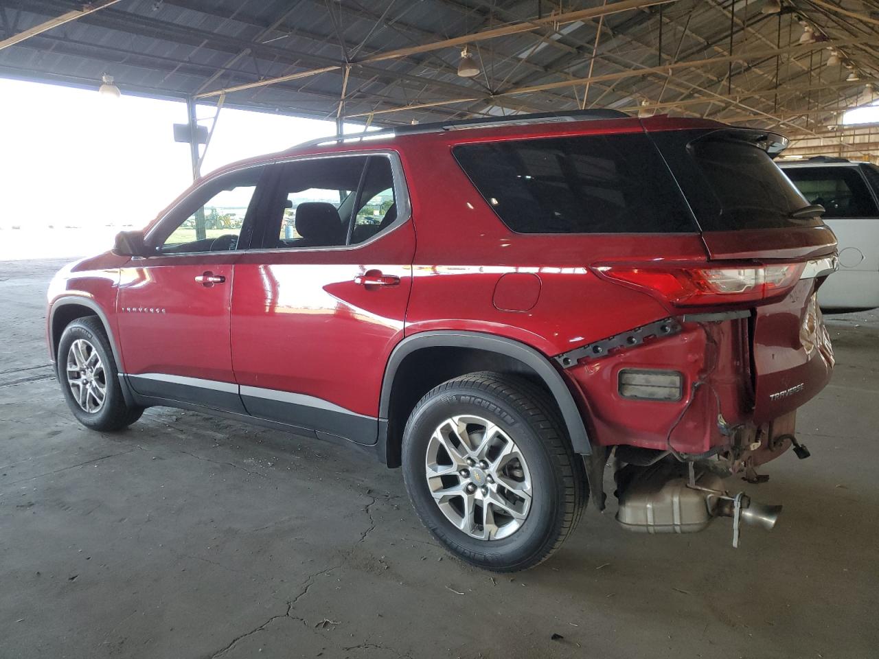 2019 Chevrolet Traverse - Image 2
