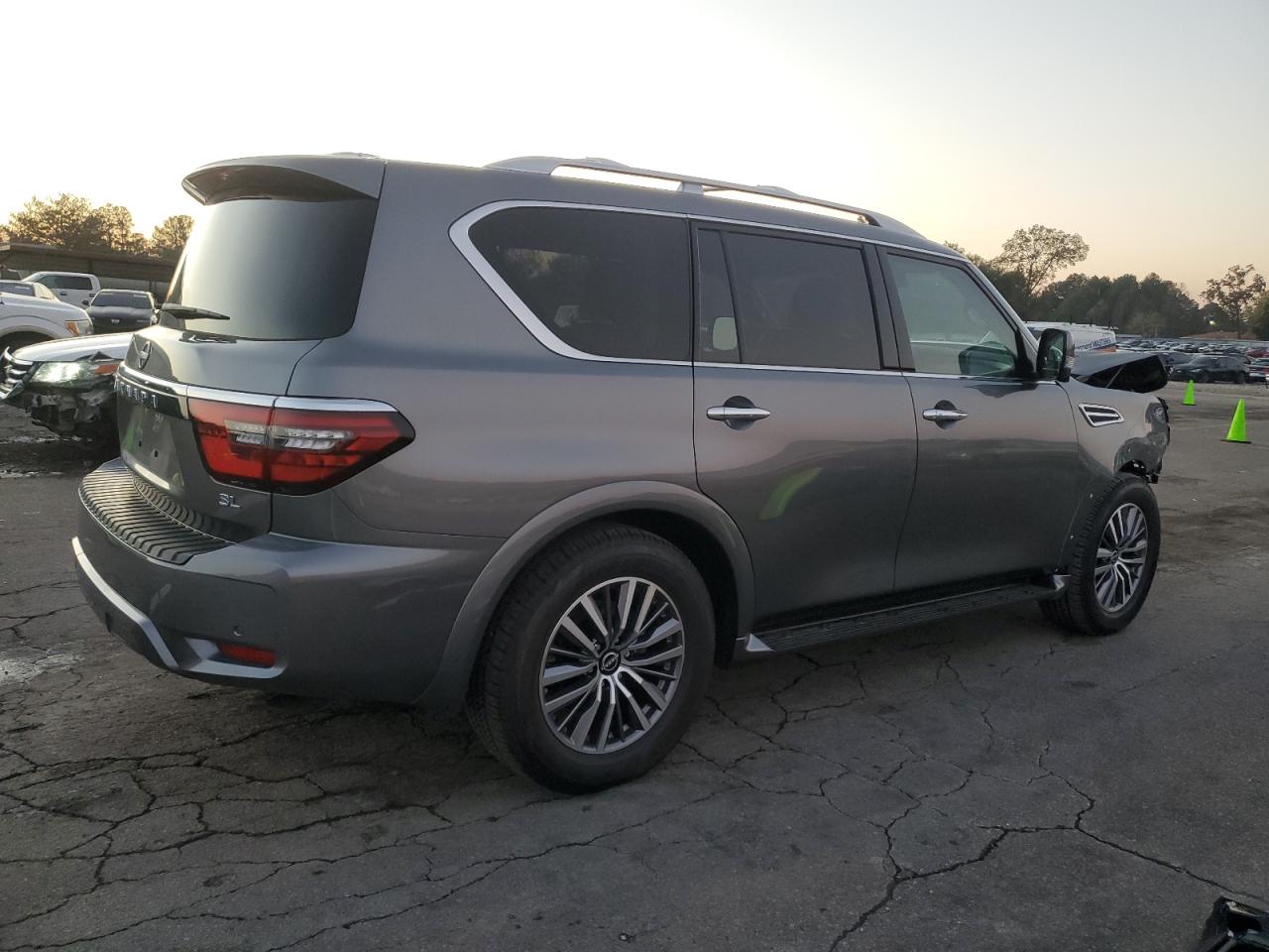2024 Nissan Armada - Image 3