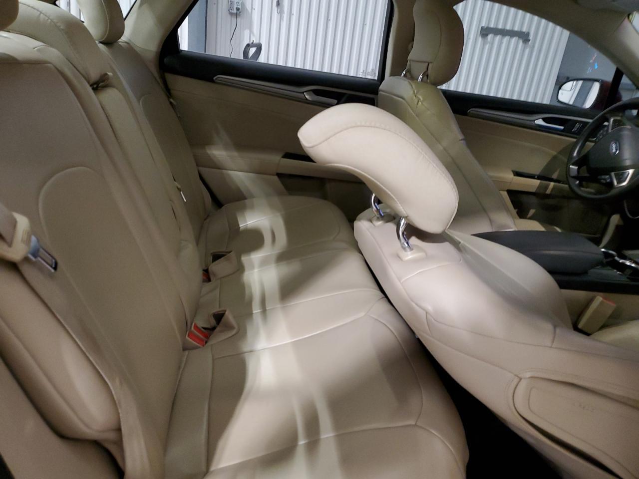 2015 Ford Fusion - Image 10