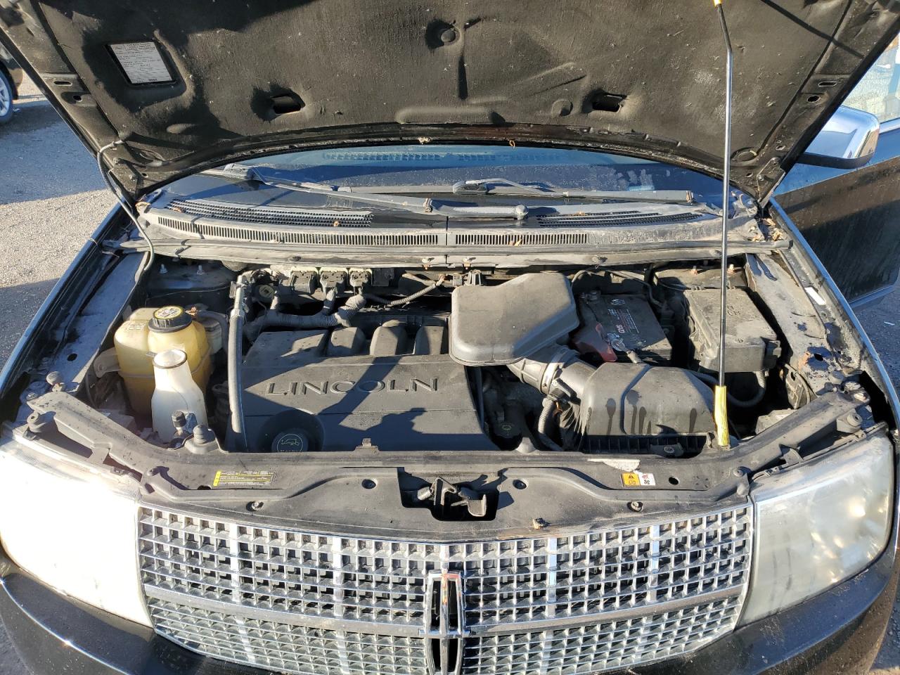 2008 Lincoln MKX - Image 12