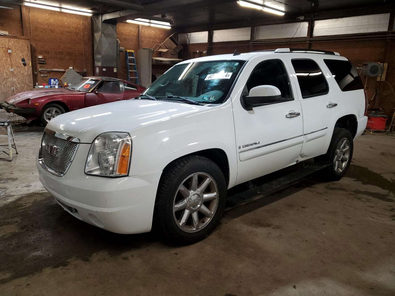 2008 GMC Yukon - Image 1