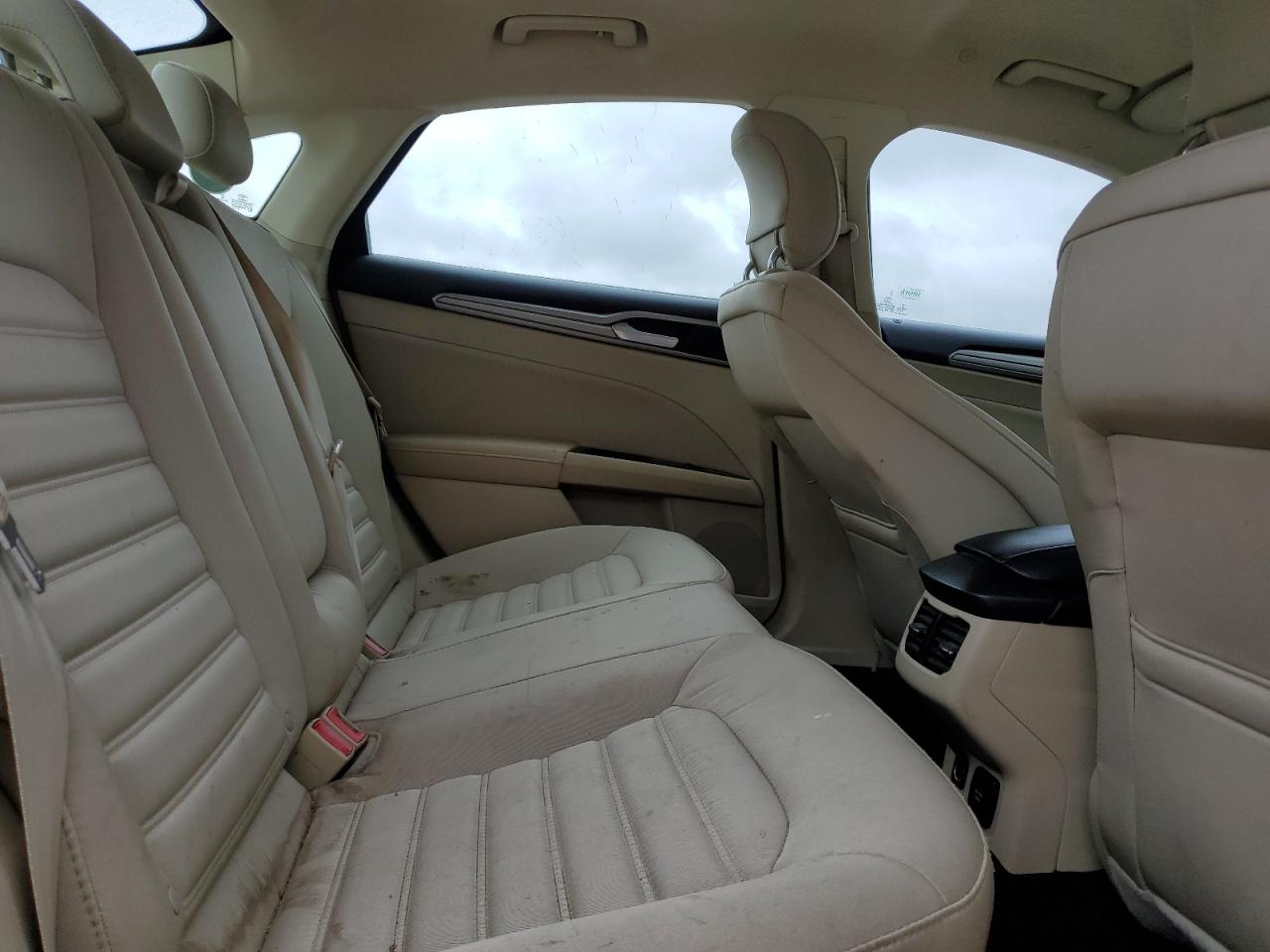 2015 Ford Fusion - Image 11