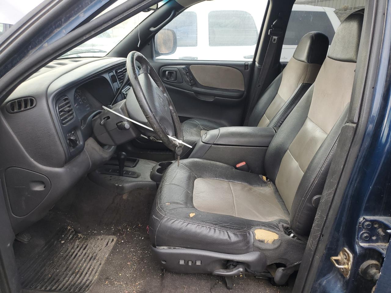 2000 Dodge Durango VIN: 1B4HS28Z8YF262768 Lot: 79917924