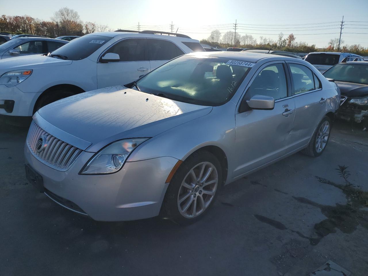 2010 Mercury Milan - Image 1