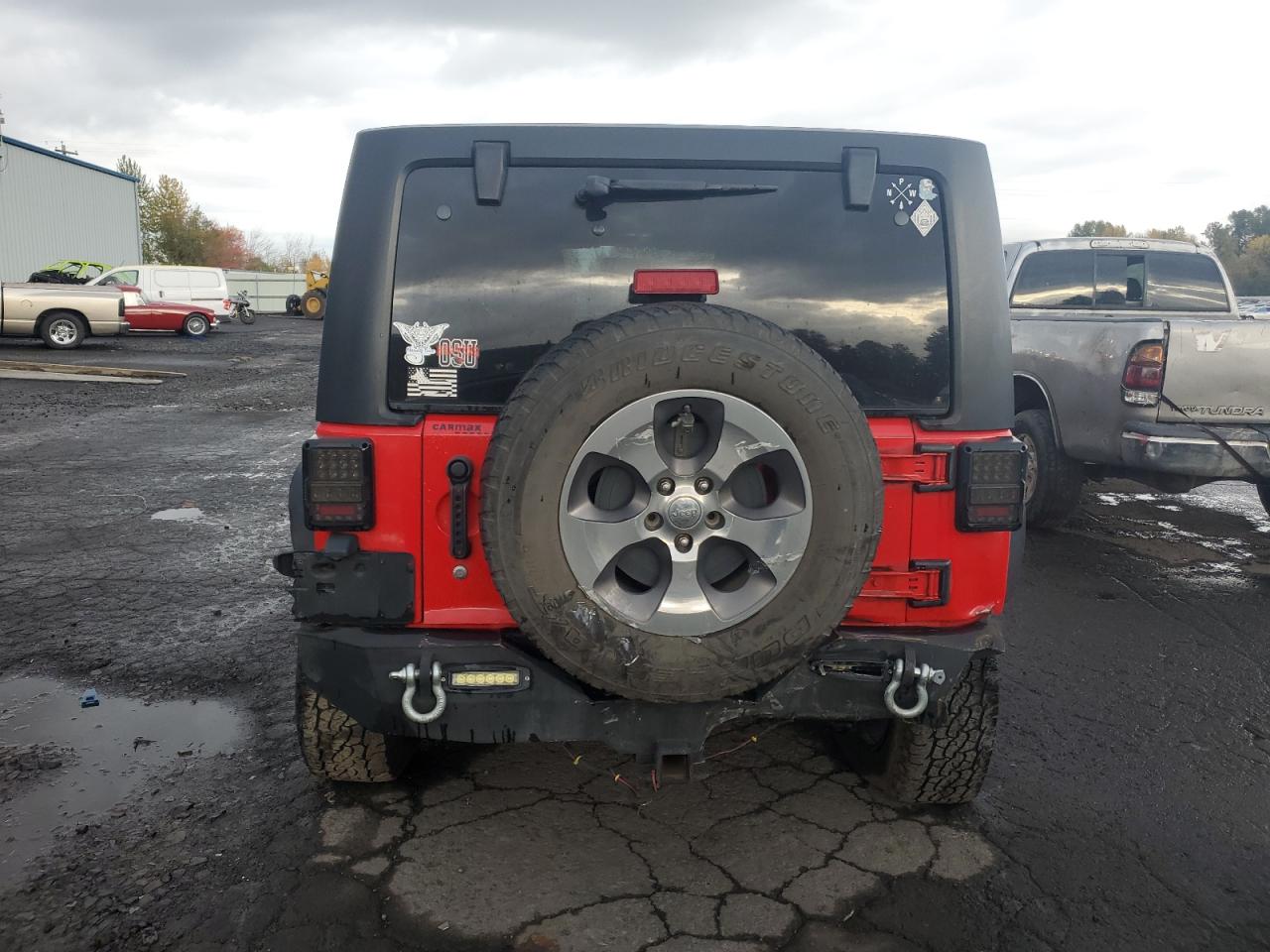 2018 Jeep Wrangler Unlimited Sahara VIN: 1C4HJWEG2JL923346 Lot: 79563654