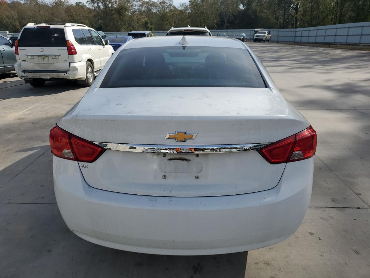 2017 Chevrolet Impala - Image 6