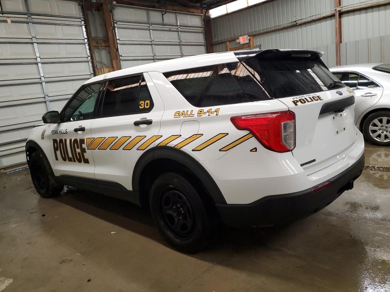 2021 Ford Explorer - Image 2