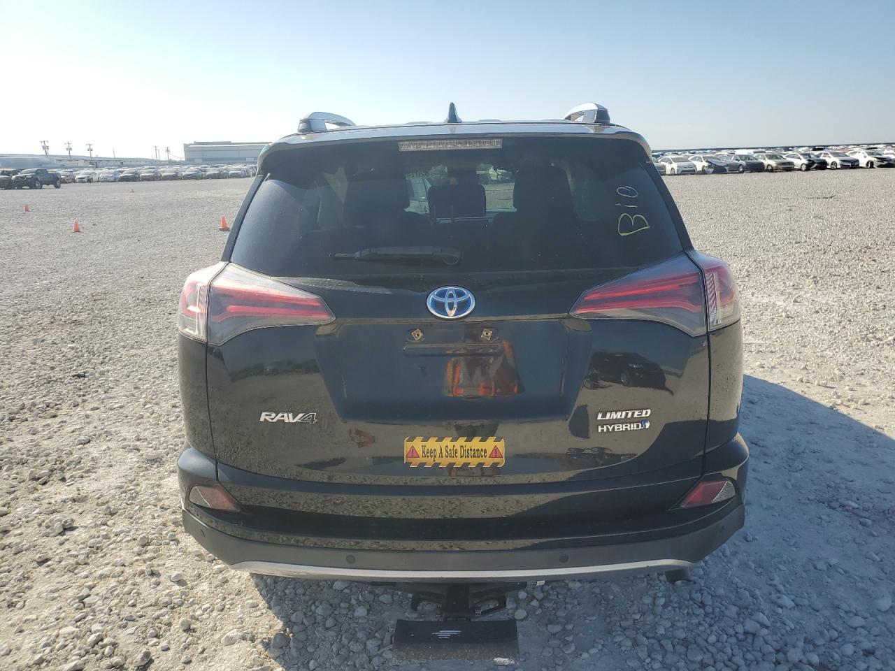 VIN JTMDJREV4HD114546 2017 TOYOTA RAV4 no.6