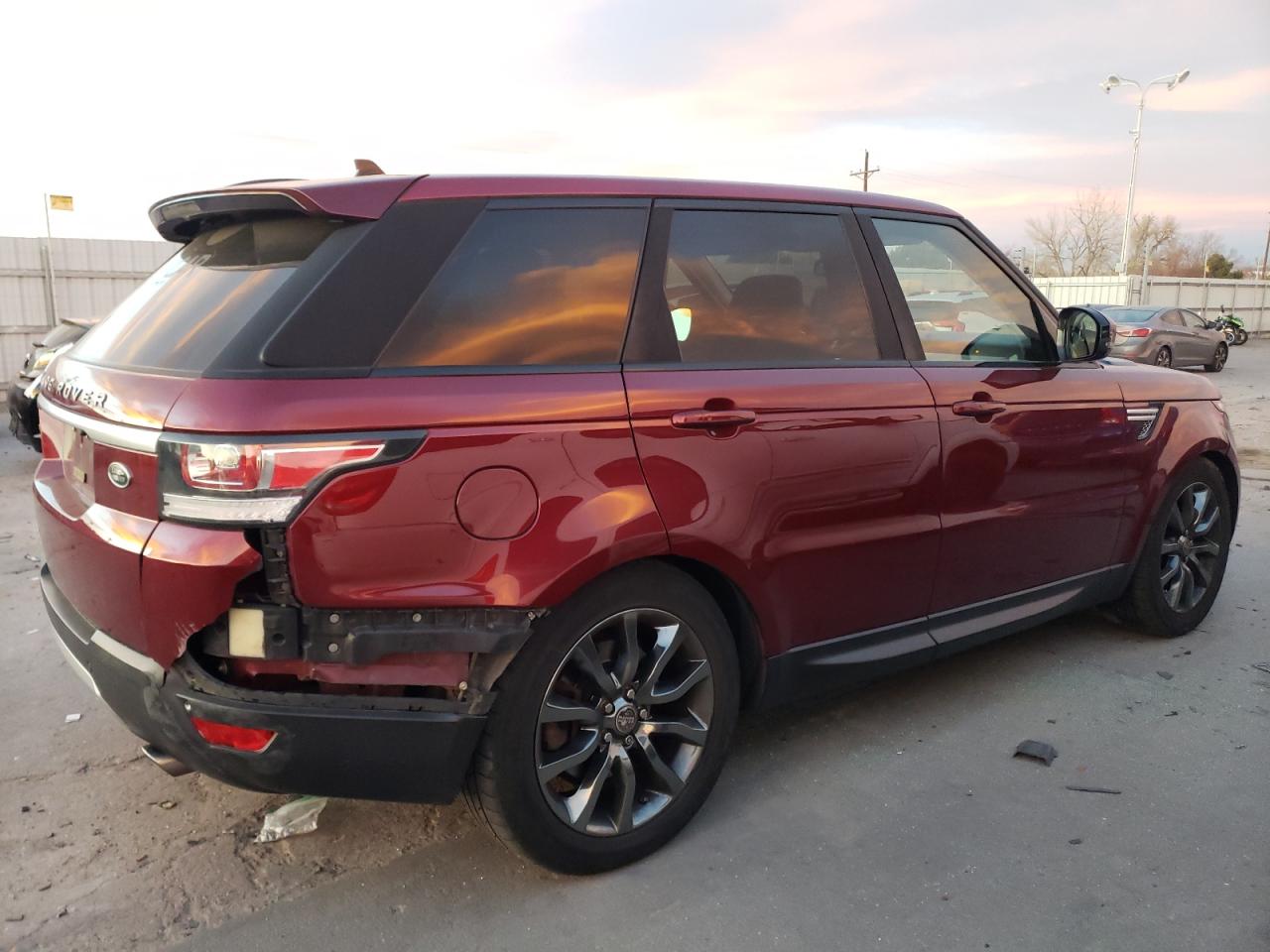 2016 Land Rover Range Rover - Image 3