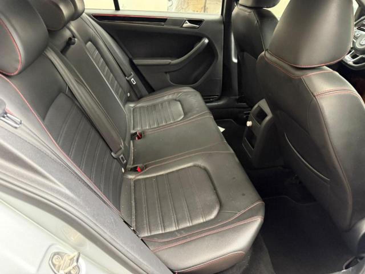 2016 Volkswagen Jetta - Image 6