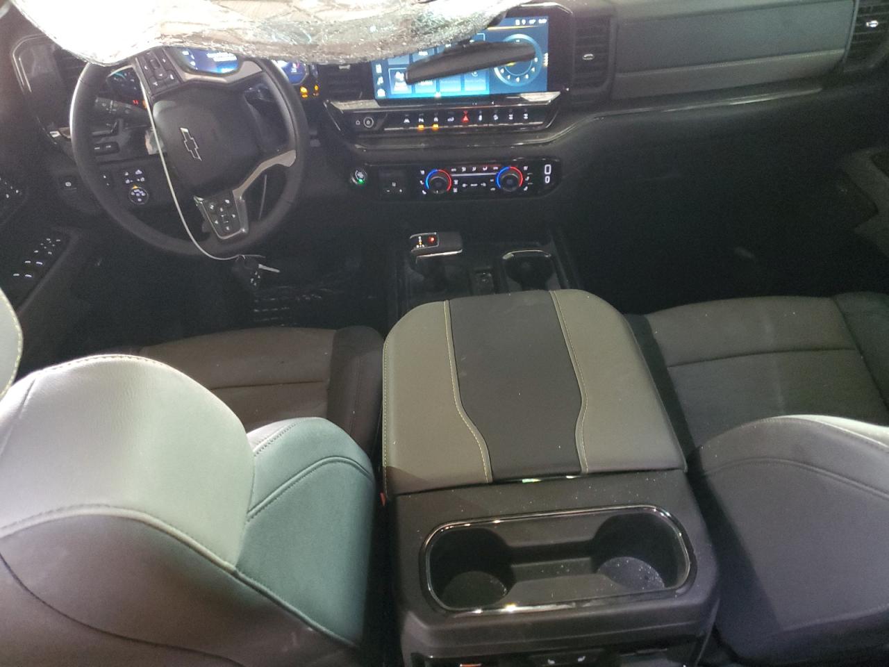 2023 Chevrolet Silverado - Image 8