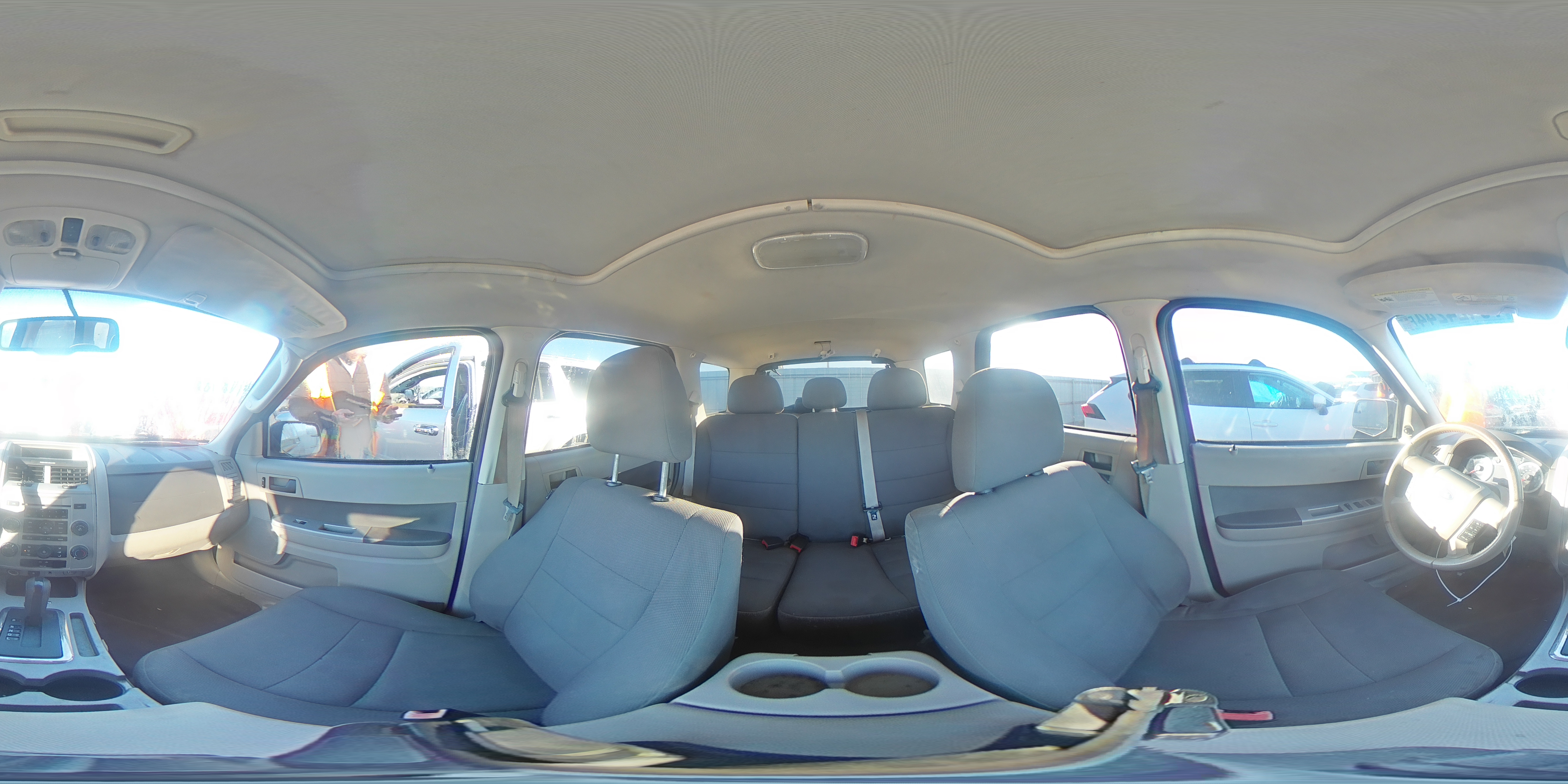 2010 Ford Escape - Image 12