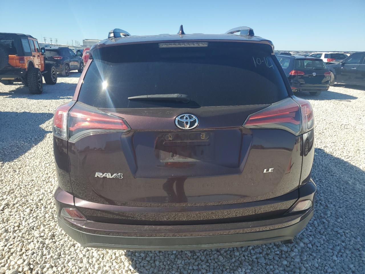 2017 Toyota RAV 4 - Image 6