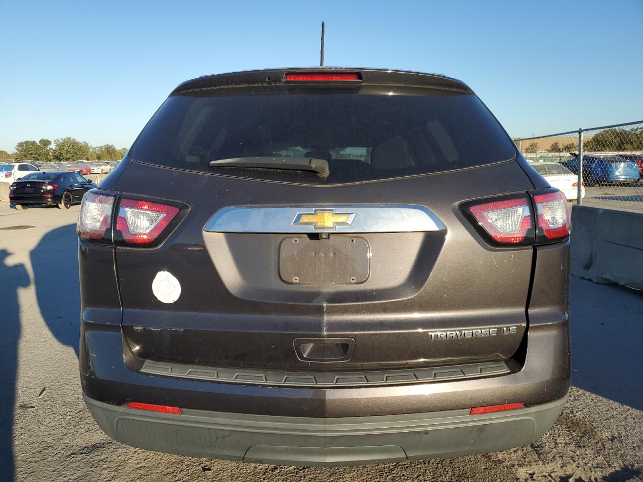 2015 Chevrolet Traverse - Image 6