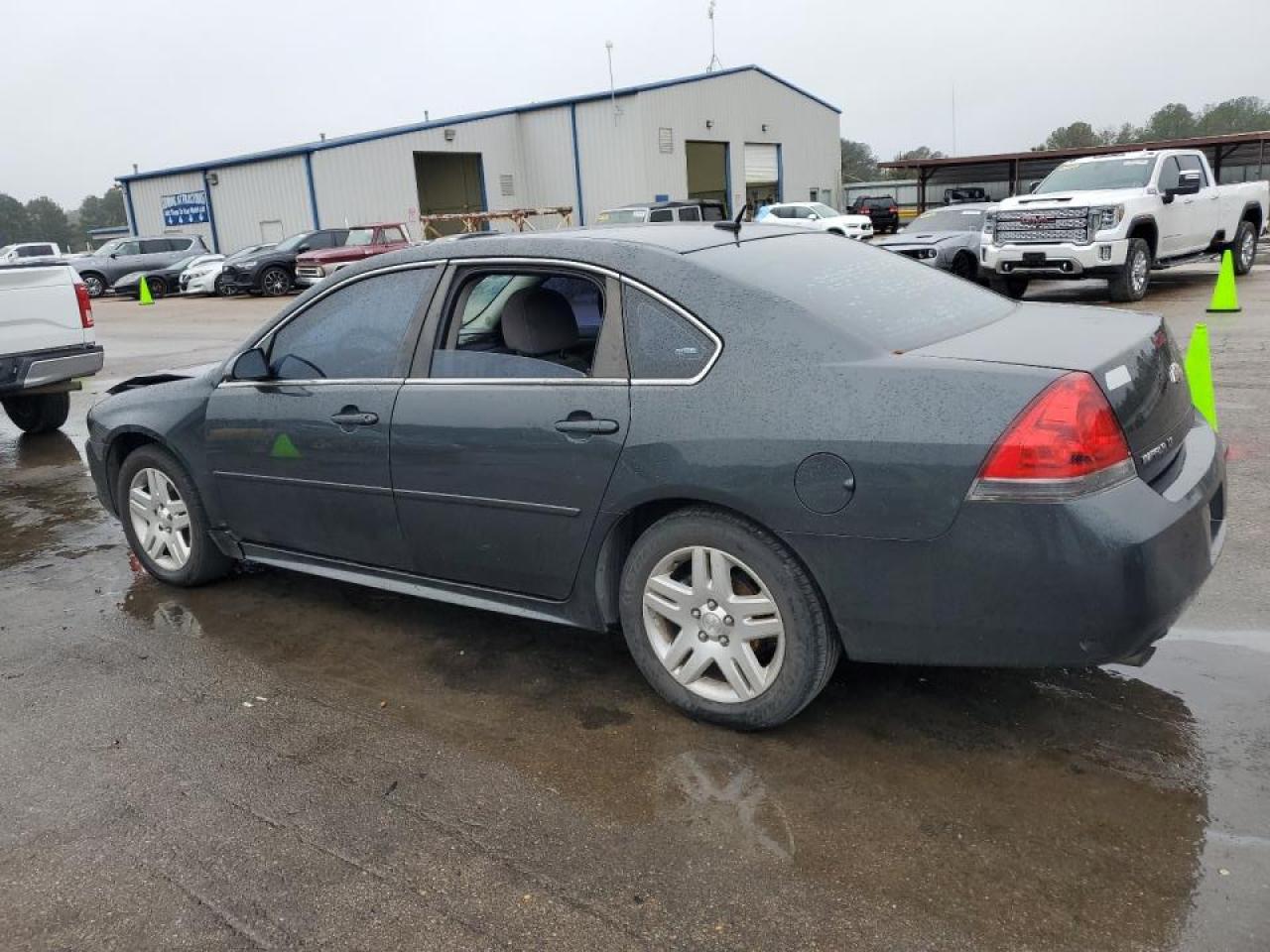 2014 Chevrolet Impala - Image 2