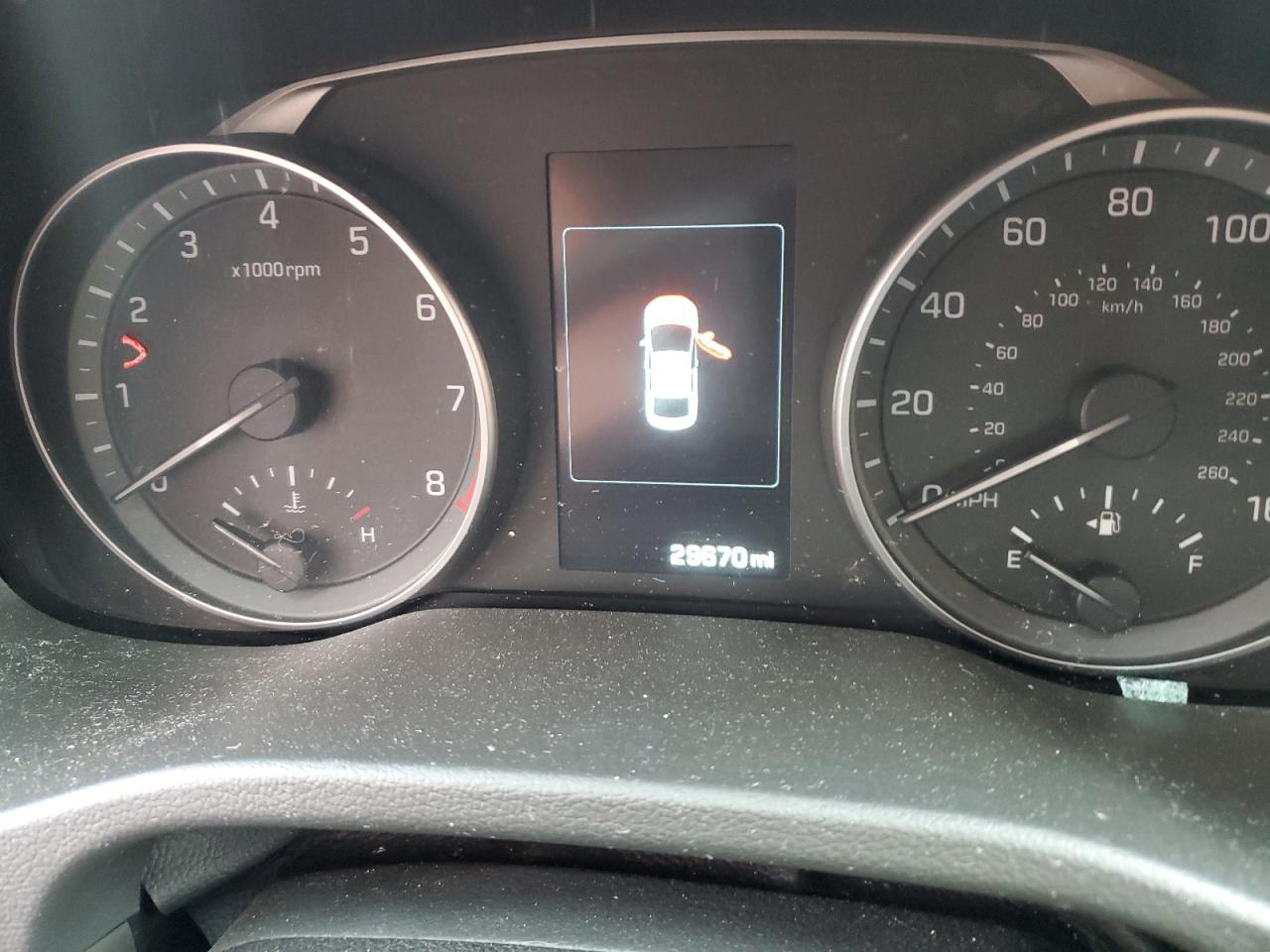 2017 Hyundai Elantra - Image 9