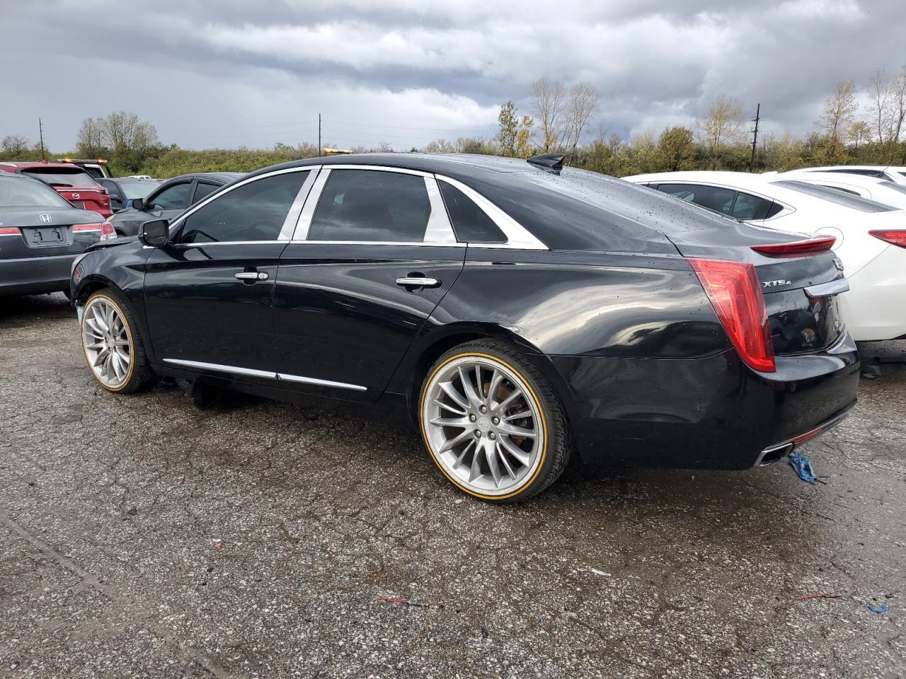 2016 Cadillac XTS - Image 2