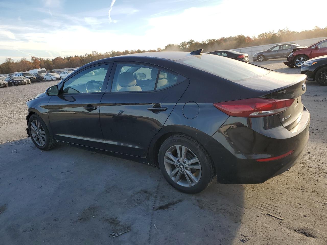 2017 Hyundai Elantra - Image 2