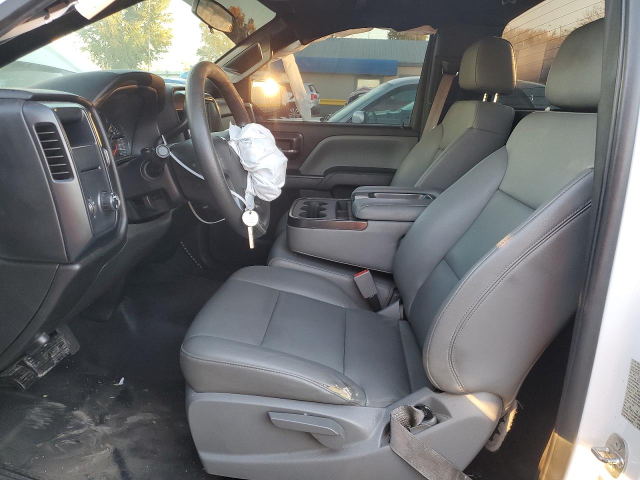 2016 Chevrolet Silverado - Image 7