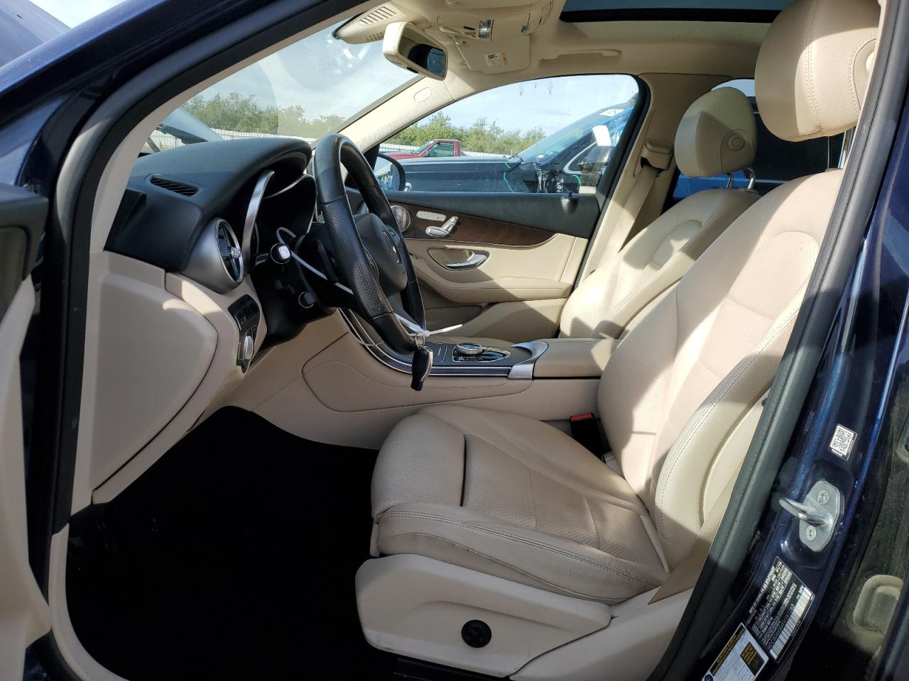 2019 Mercedes-Benz GLC - Image 7