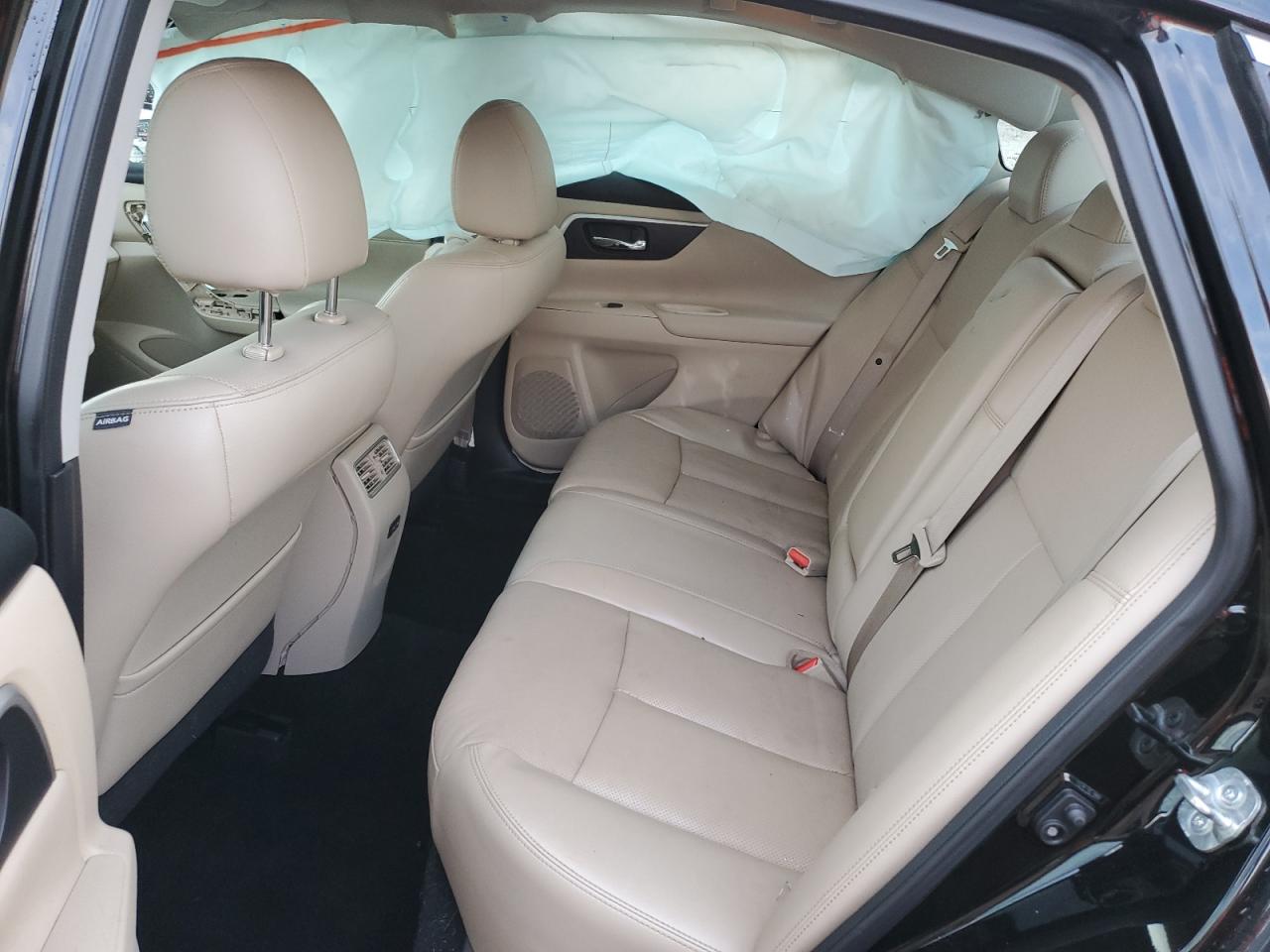2018 Nissan Altima - Image 10
