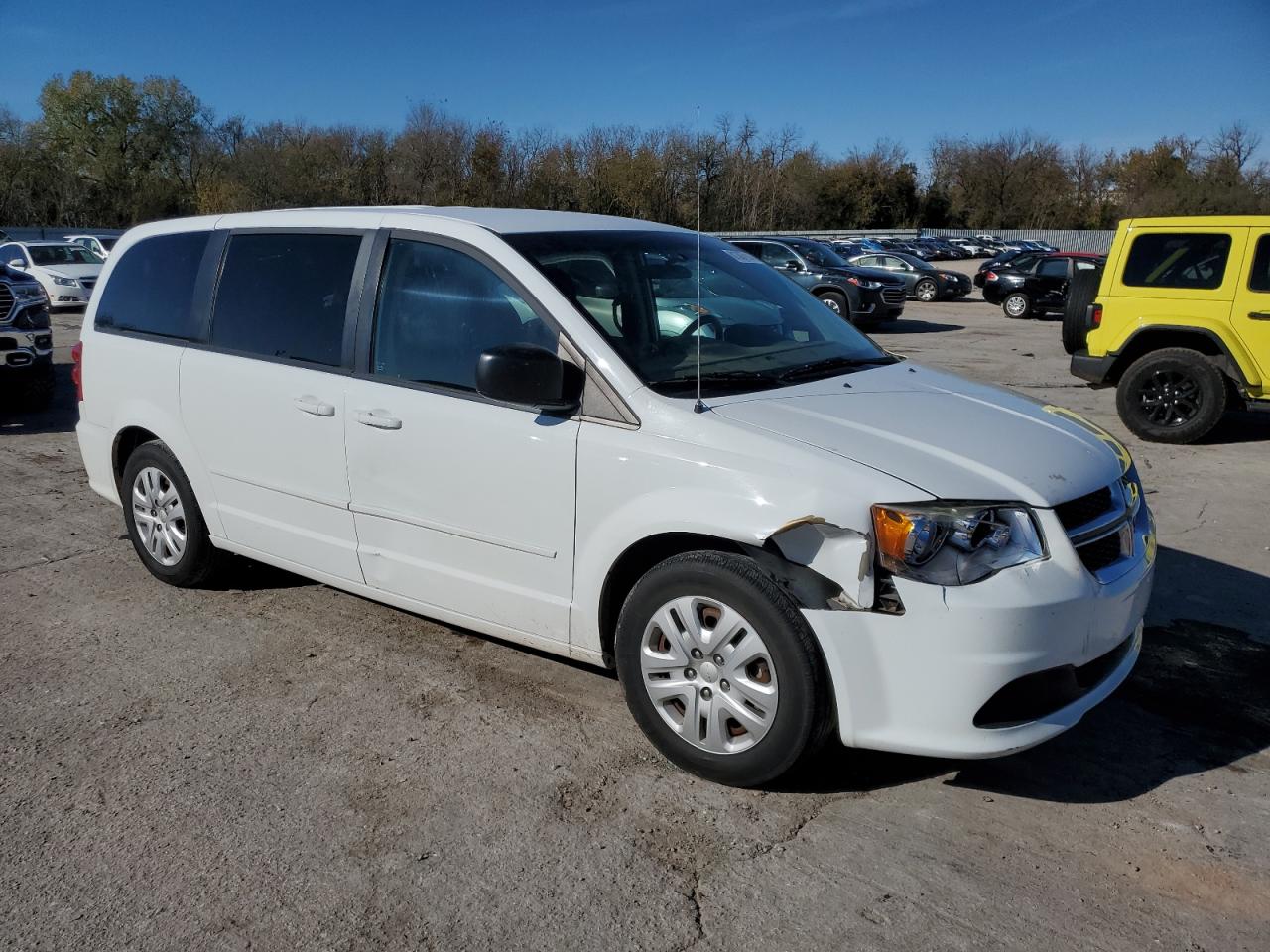 VIN 2C4RDGBG9GR115159 2016 DODGE CARAVAN no.4