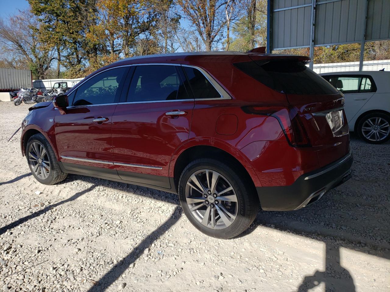 VIN 1GYKNCRS5LZ206683 2020 CADILLAC XT5 no.2