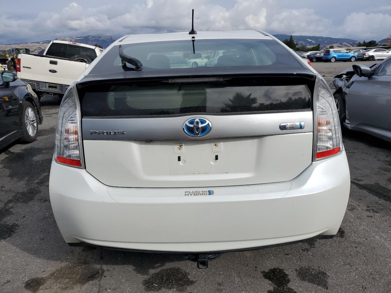 VIN JTDKN3DP9E3063073 2014 TOYOTA PRIUS no.6